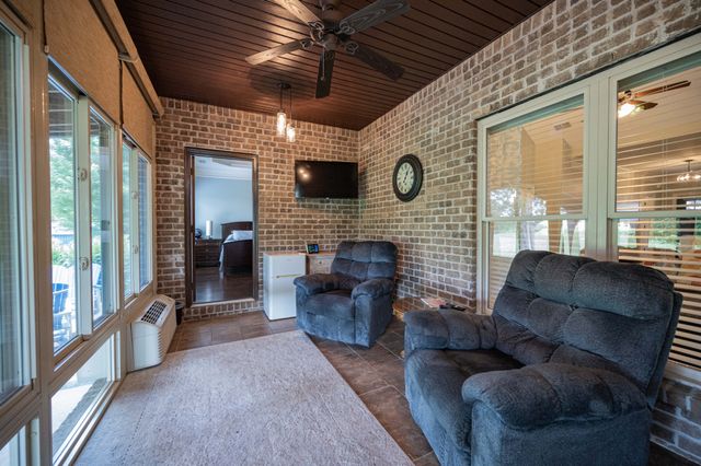 911 Wellspring Ct, Murfreesboro, TN 37130