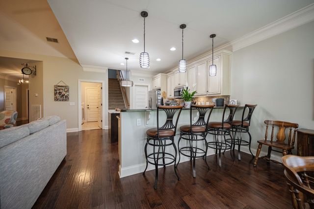 911 Wellspring Ct, Murfreesboro, TN 37130