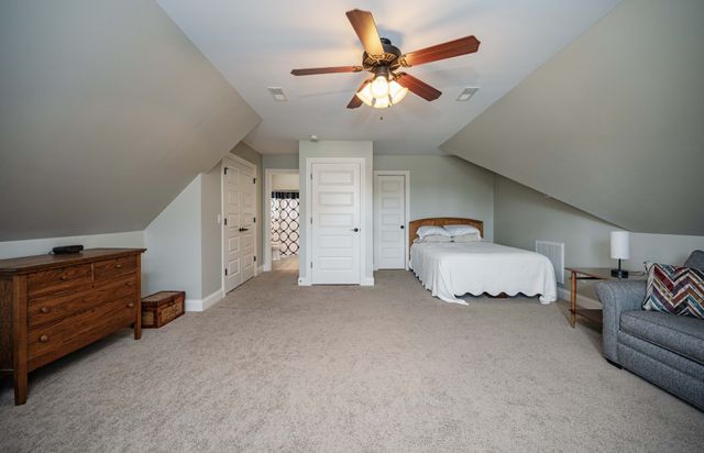 911 Wellspring Ct, Murfreesboro, TN 37130