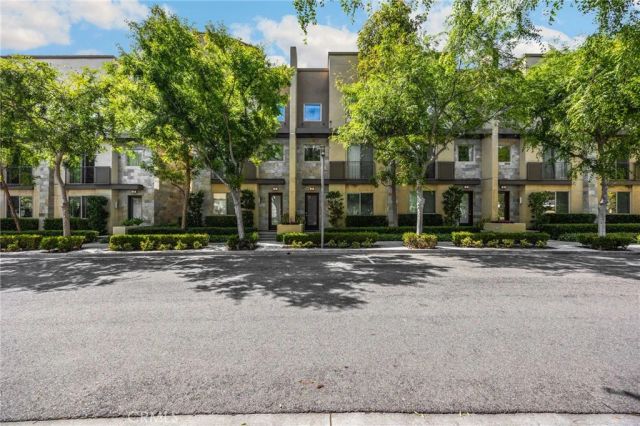 19 Delancy, Irvine, CA 92612