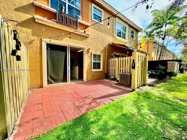 2584 SW 122nd Ter 1502, Miramar, FL 33025