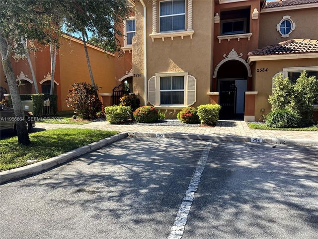 2584 SW 122nd Ter 1502, Miramar, FL 33025