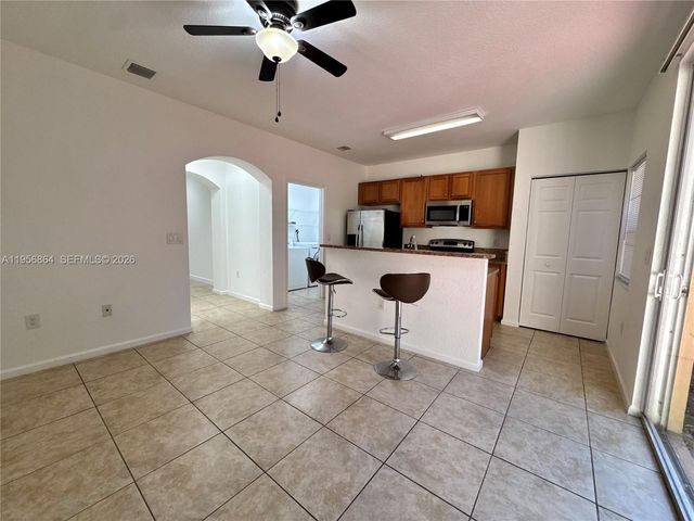 2584 SW 122nd Ter 1502, Miramar, FL 33025