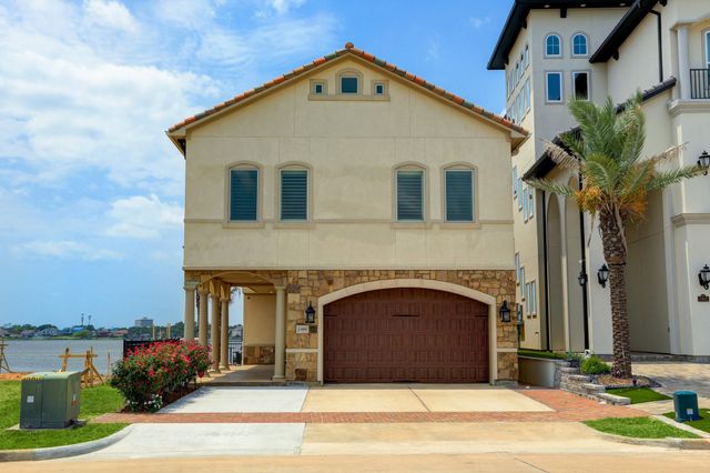 2466 Beacon Circle, League City, TX 77573