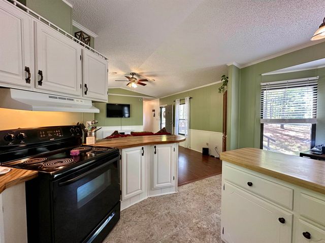 105 WHITE OAK DR, Moscow, TN 38057