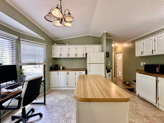 105 WHITE OAK DR, Moscow, TN 38057