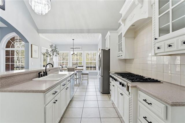 5666 Chapel Hill Road, Douglasville, GA 30135