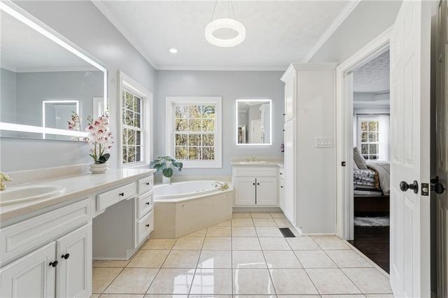 5666 Chapel Hill Road, Douglasville, GA 30135
