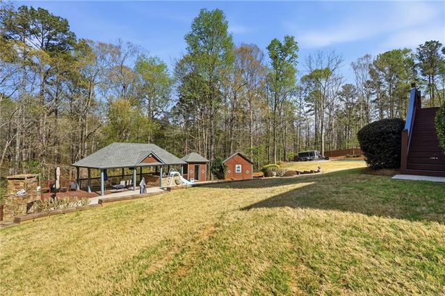 5666 Chapel Hill Road, Douglasville, GA 30135