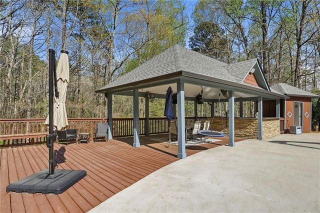 5666 Chapel Hill Road, Douglasville, GA 30135