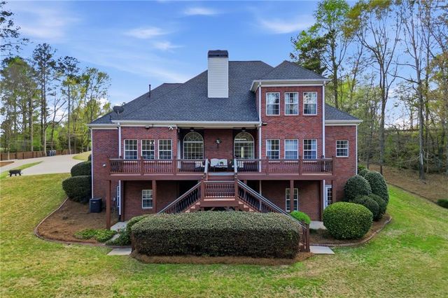 5666 Chapel Hill Road, Douglasville, GA 30135
