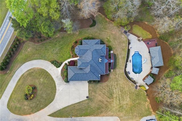 5666 Chapel Hill Road, Douglasville, GA 30135