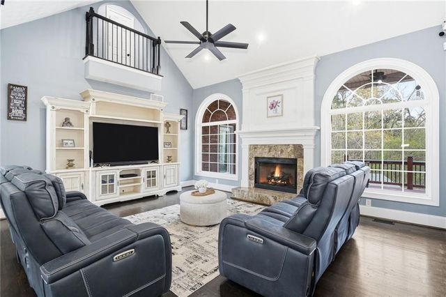 5666 Chapel Hill Road, Douglasville, GA 30135