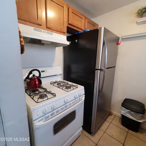 2112 E 18Th Street, Tucson, AZ 85719