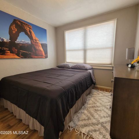 2112 E 18Th Street, Tucson, AZ 85719