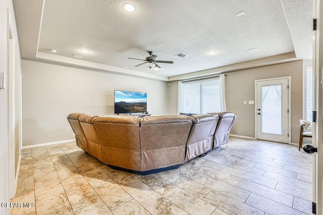 12360 STANSBURY Drive, El Paso, TX 79928