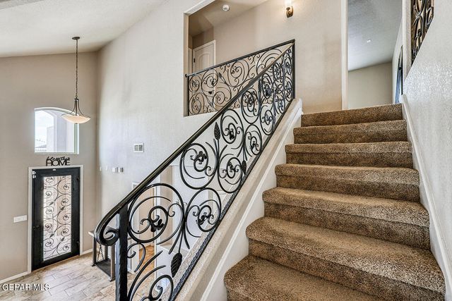12360 STANSBURY Drive, El Paso, TX 79928