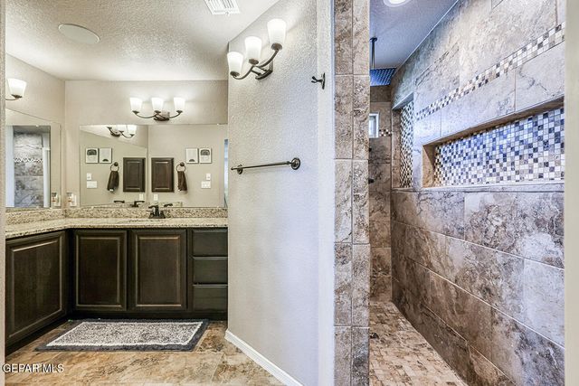 12360 STANSBURY Drive, El Paso, TX 79928