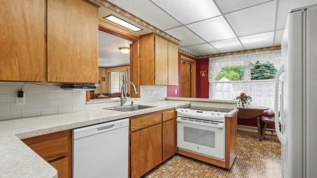 7427 Luella Street, Hale, MI 48739