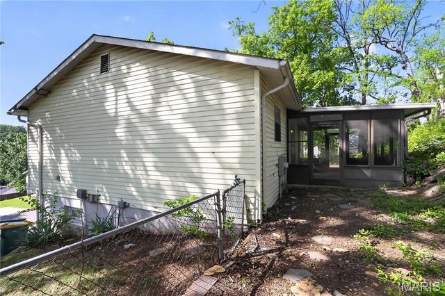 1921 Americana Way, Fenton, MO 63026