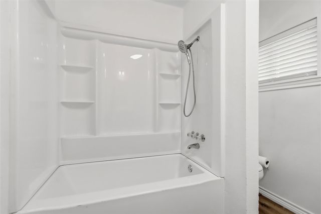 40 County Road 183, Liberty, TX 77575