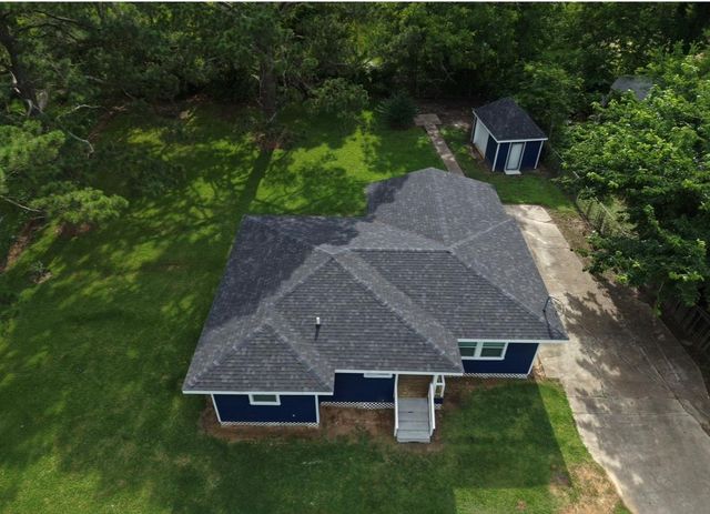 40 County Road 183, Liberty, TX 77575