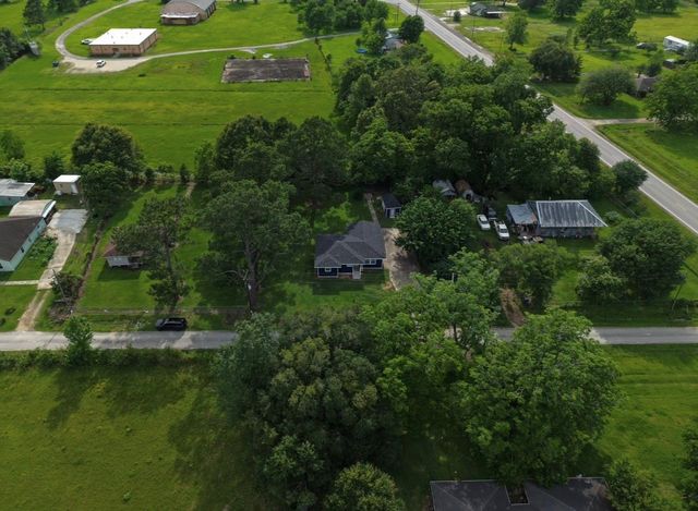 40 County Road 183, Liberty, TX 77575
