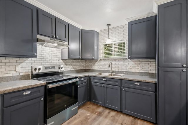 40 County Road 183, Liberty, TX 77575