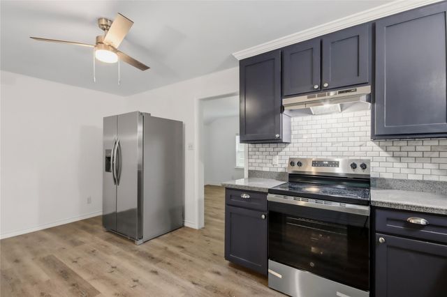 40 County Road 183, Liberty, TX 77575