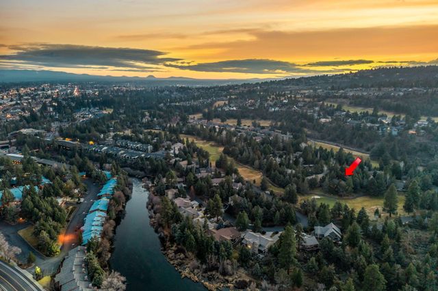 3178 NW Clubhouse Drive, Bend, OR 97703