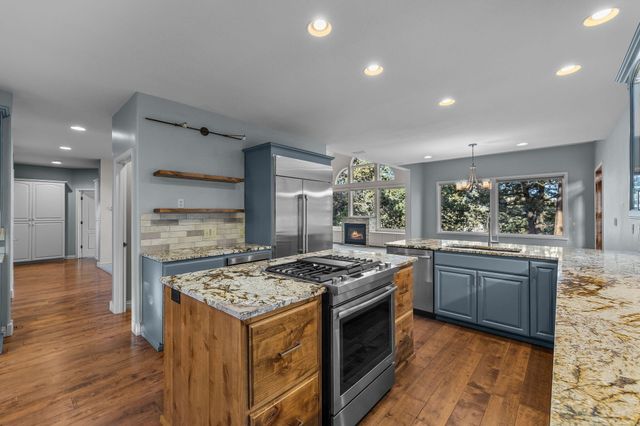 3178 NW Clubhouse Drive, Bend, OR 97703