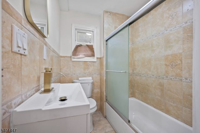 64 Willoughby St, Newark City, NJ 07112