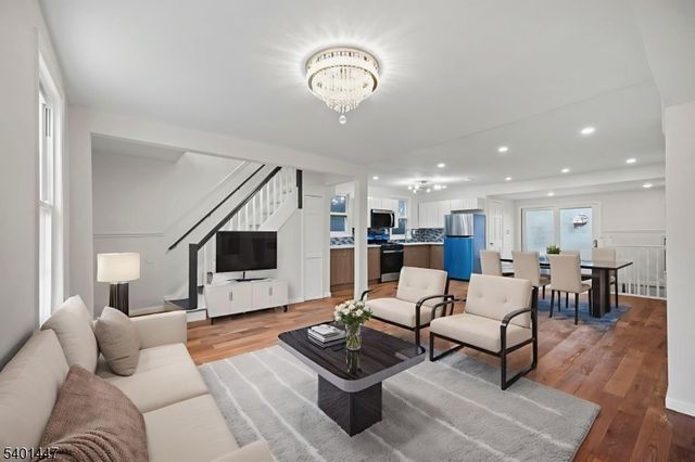 64 Willoughby St, Newark City, NJ 07112