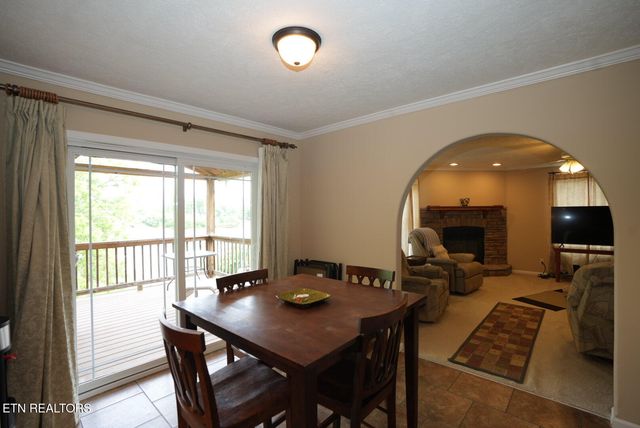 1366 Paradise Lane, Dandridge, TN 37725