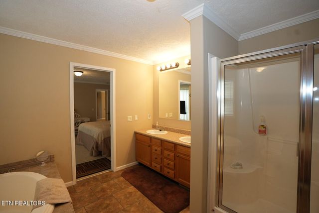 1366 Paradise Lane, Dandridge, TN 37725