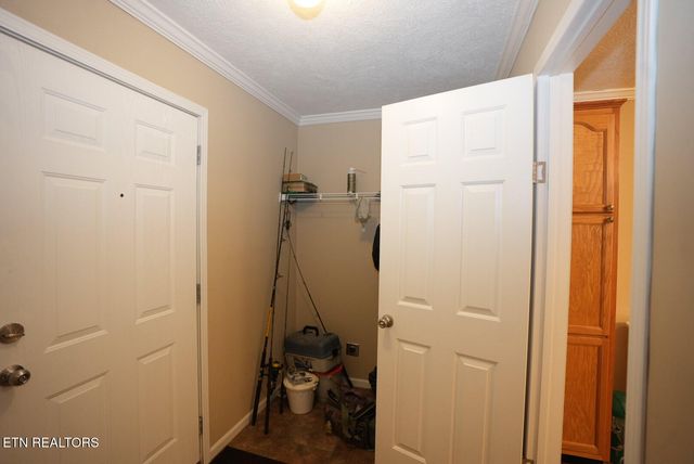 1366 Paradise Lane, Dandridge, TN 37725