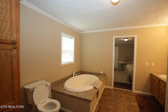 1366 Paradise Lane, Dandridge, TN 37725