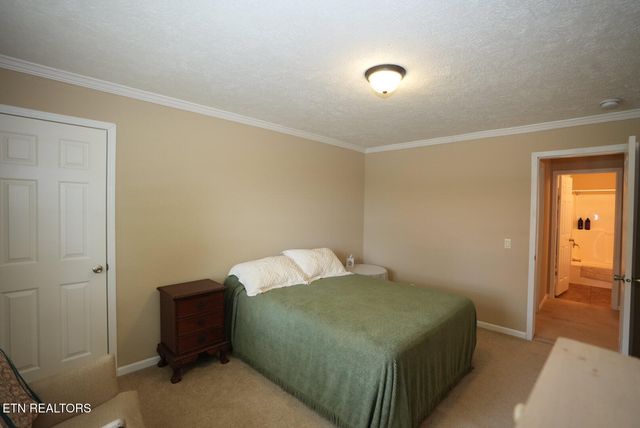 1366 Paradise Lane, Dandridge, TN 37725