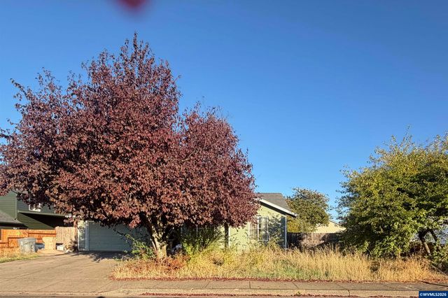 3985 Linn Av SE, Albany, OR 97322