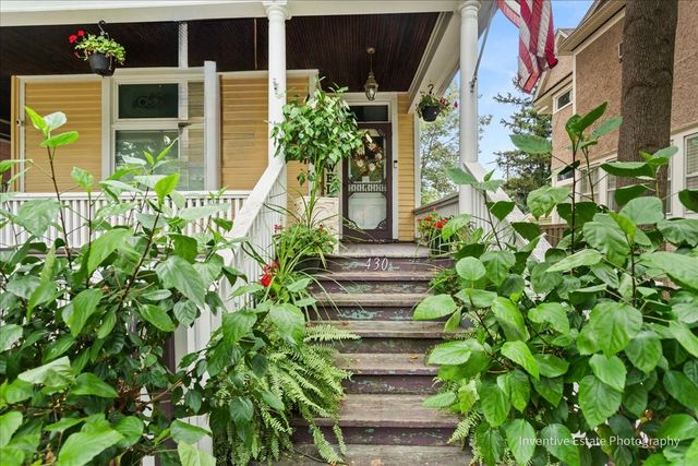 430 S La Grange Road, La Grange, IL 60525