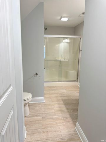 8033 Blake Boulevard, Newburgh, IN 47630