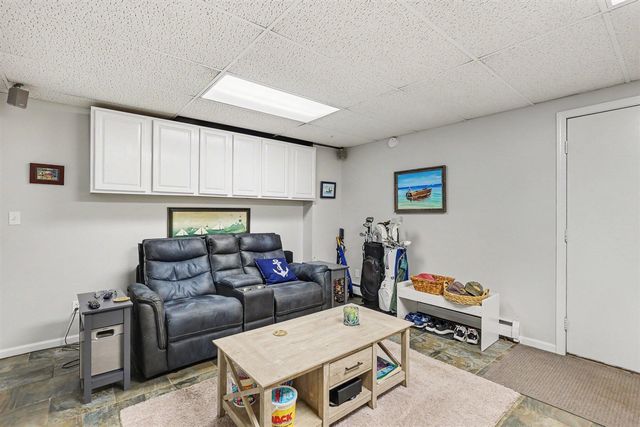 2335 Bluffton Avenue, Muskegon, MI 49441