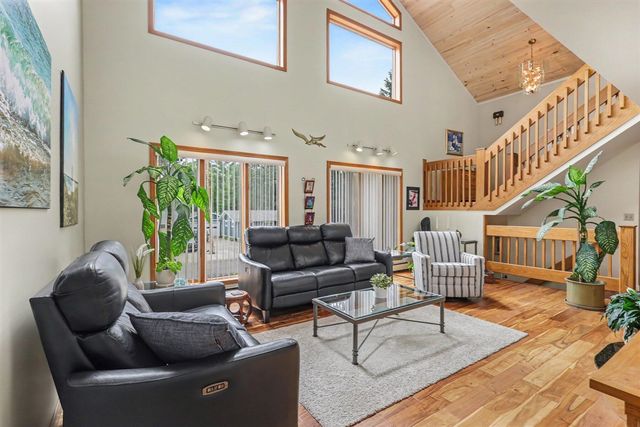 2335 Bluffton Avenue, Muskegon, MI 49441