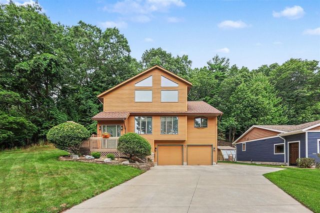 2335 Bluffton Avenue, Muskegon, MI 49441
