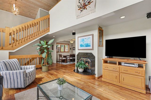 2335 Bluffton Avenue, Muskegon, MI 49441