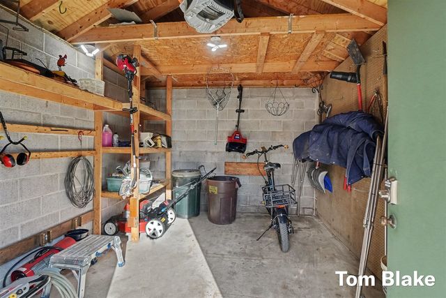 2335 Bluffton Avenue, Muskegon, MI 49441