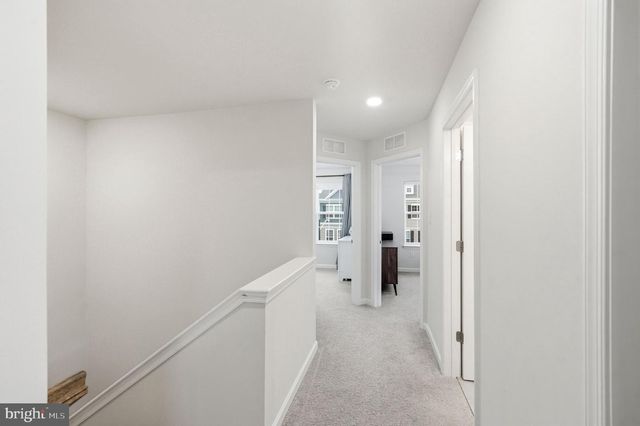 20 SISTERS FARMSTEAD RD, Mount Laurel, NJ 08054