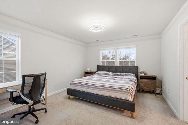 20 SISTERS FARMSTEAD RD, Mount Laurel, NJ 08054