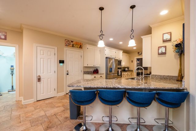 204 Fair Oaks Drive, Bryant, AR 72022