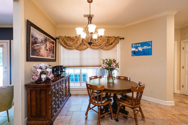 204 Fair Oaks Drive, Bryant, AR 72022